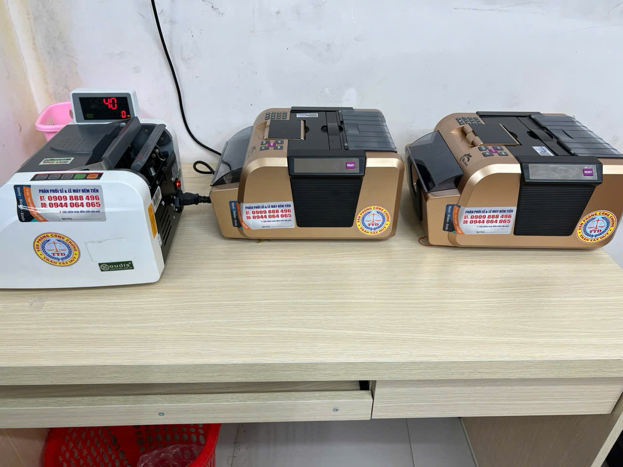 Máy đếm tiền giá rẻ tại Bạc Liêu - Địa chỉ cung cấp bảo hành lâu dài